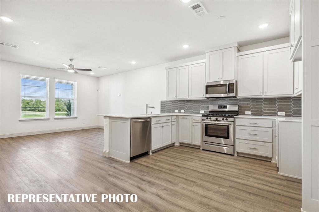 7356 Grant Ave, North Richland Hills, TX 76180 photo