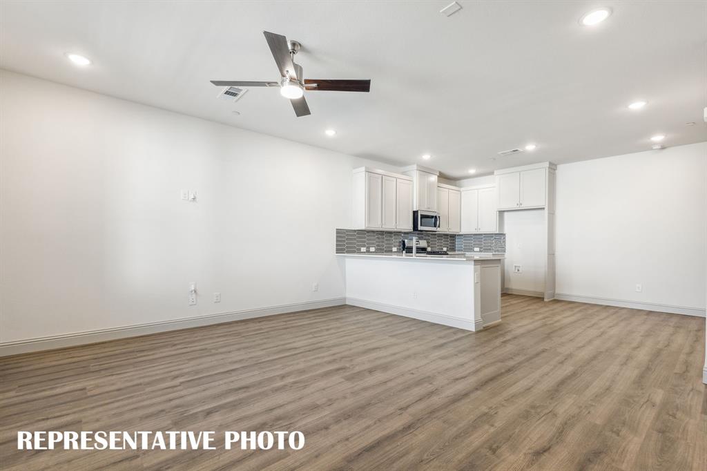 7356 Grant Ave, North Richland Hills, TX 76180 photo