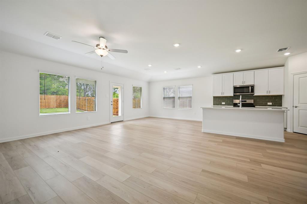 2509 Nicole Dr, Denton, TX 76208 photo
