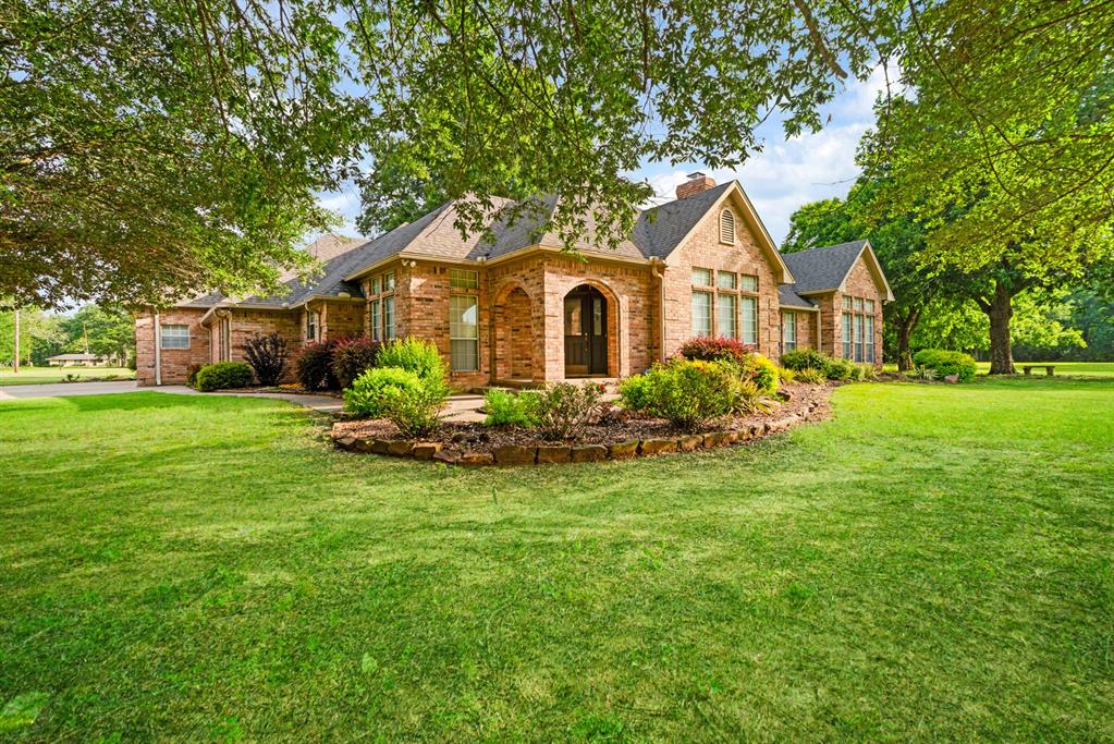 4585 Farm Road 195, Paris, TX 75462