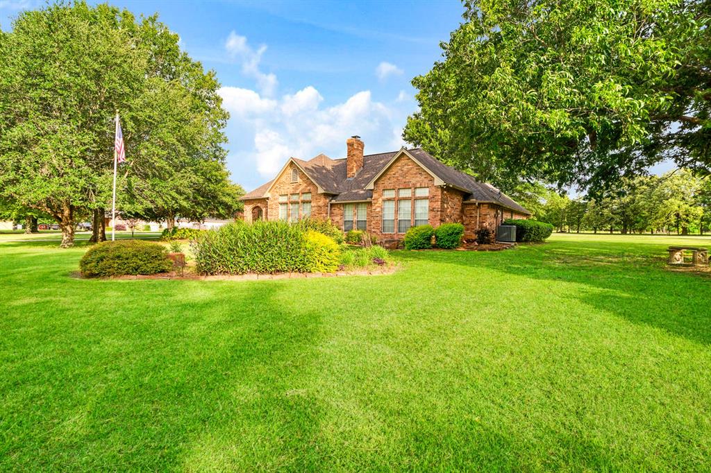 4585 Farm Road 195, Paris, TX 75462 photo