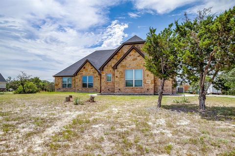 Single Family Residence in Springtown TX 1053 Tex Lane.jpg