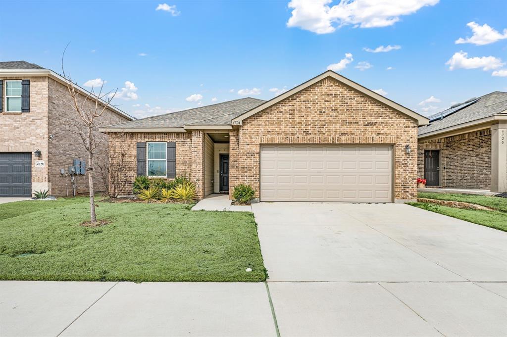 4724 Swan Neck Dr, Fort Worth, TX 76179