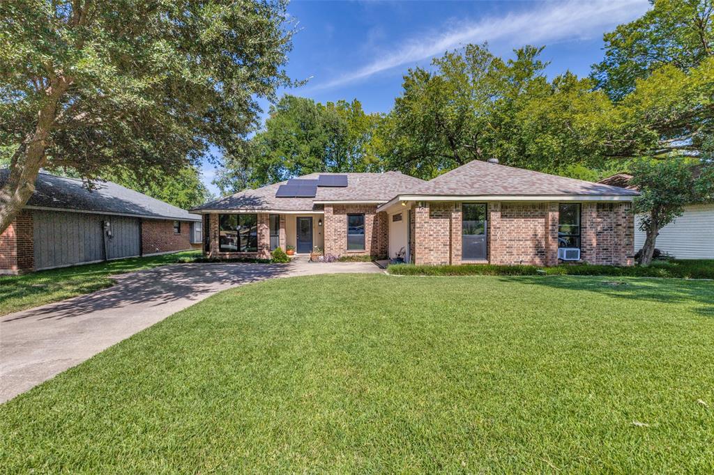 3010 Rambling Dr, Dallas, TX 75228