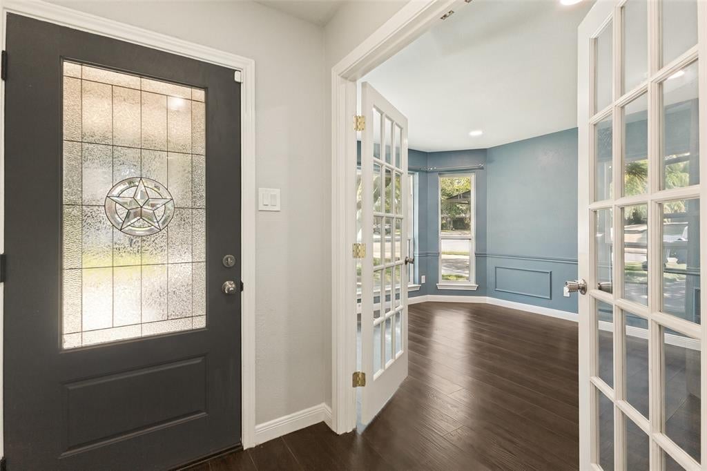 3010 Rambling Dr, Dallas, TX 75228 photo