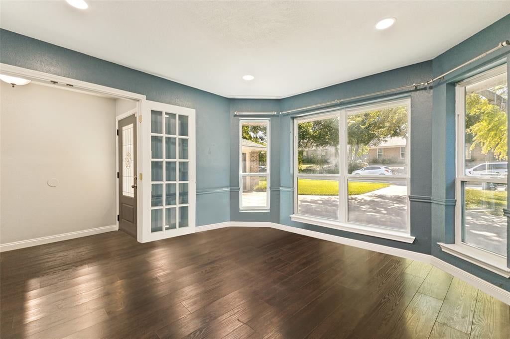 3010 Rambling Dr, Dallas, TX 75228 photo
