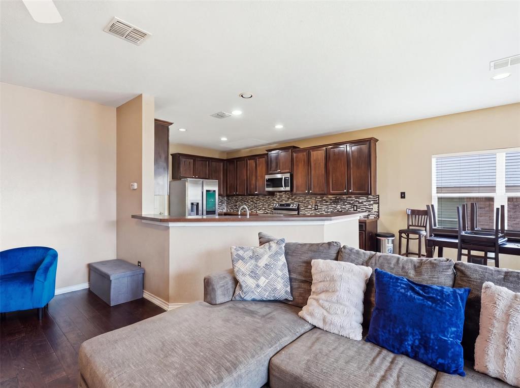 2159 Fair Weather Dr, Lancaster, TX 75146 photo