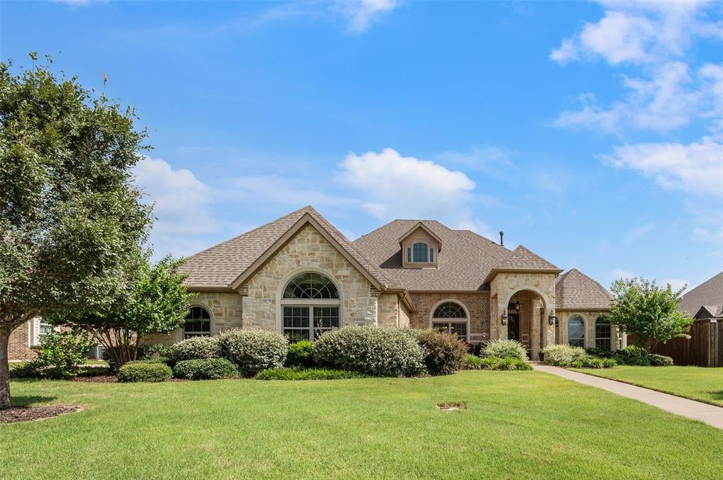 508 Ambergate Dr, Shady Shores, TX 76208