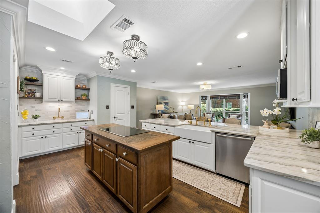 520 Cottonwood Pl, Fairview, TX 75069