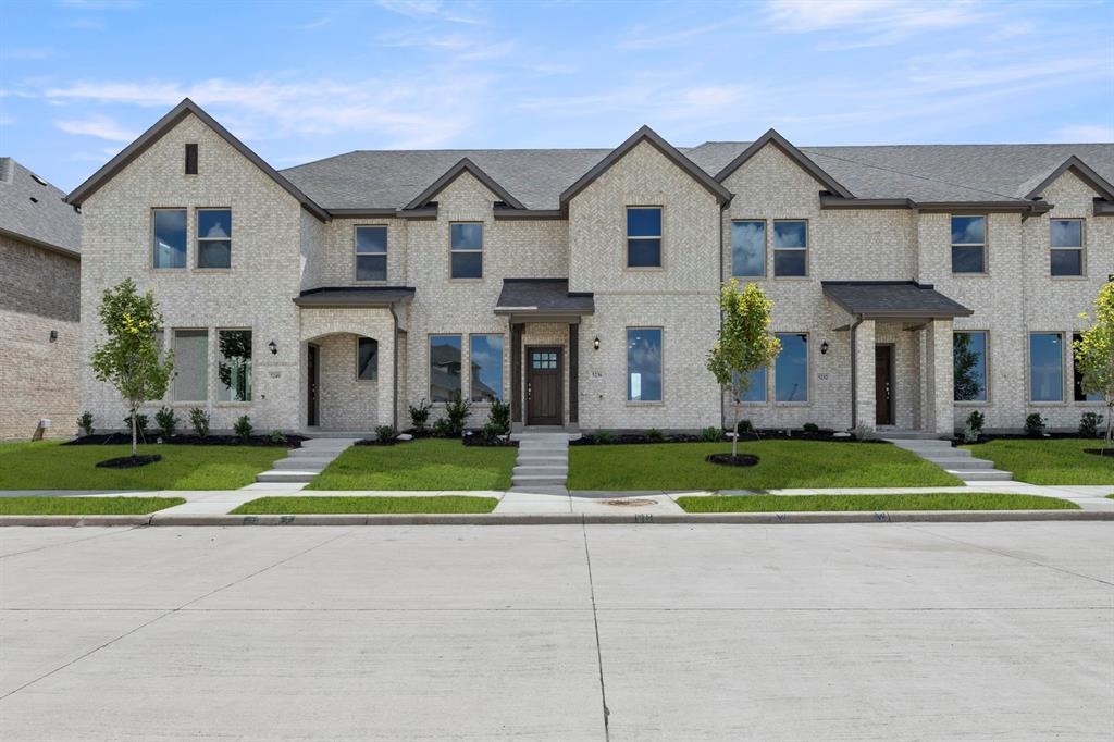 5236 Roll Cast Rd, Royse City, TX 75189