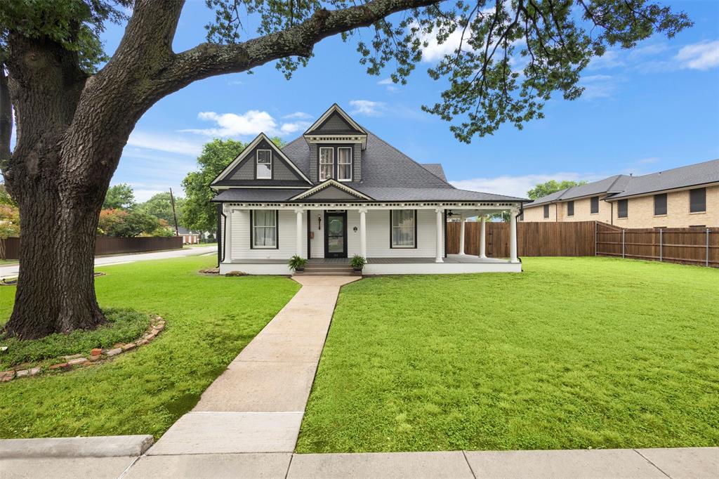 514 Marvin Ave, Waxahachie, TX 75165