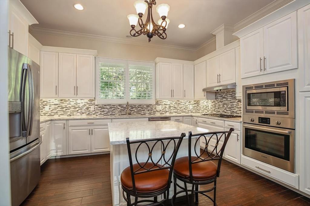 2707 Farmers Branch Ln, Farmers Branch, TX 75234 photo