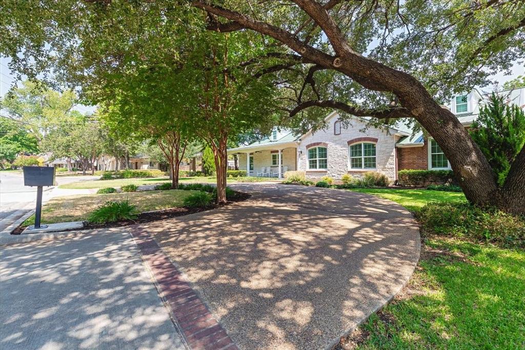 2707 Farmers Branch Ln, Farmers Branch, TX 75234 photo