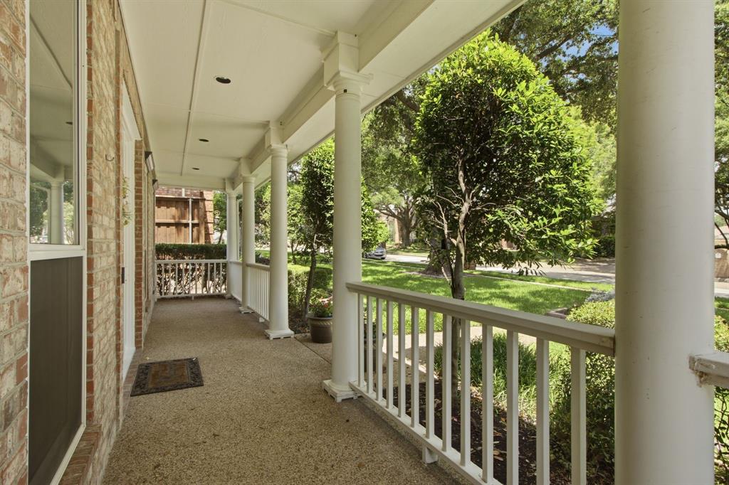 4616 Brook Meadow Ln, Plano, TX 75093 photo