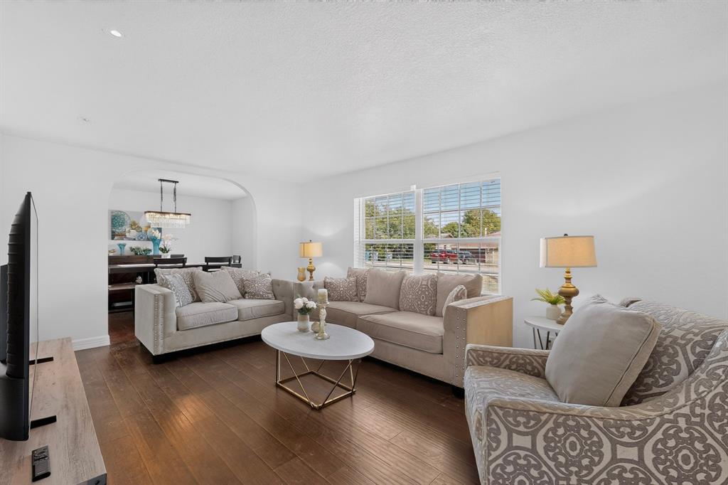 2512 Mcdearmon St, Sachse, TX 75048 photo