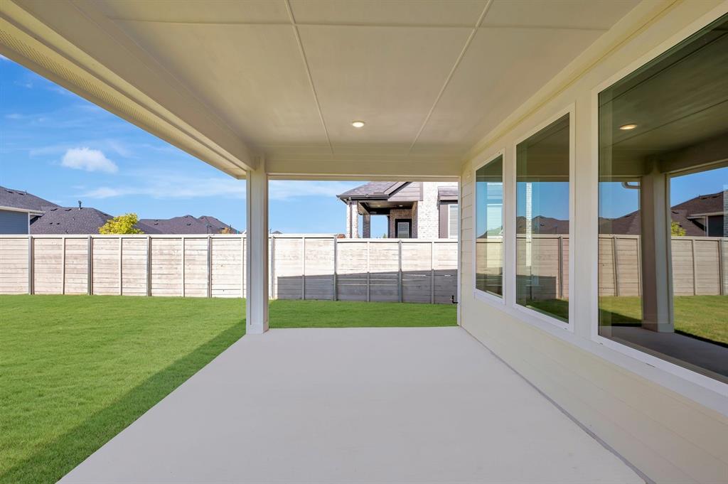 11737 Treehouse Trl, Justin, TX 76247 photo