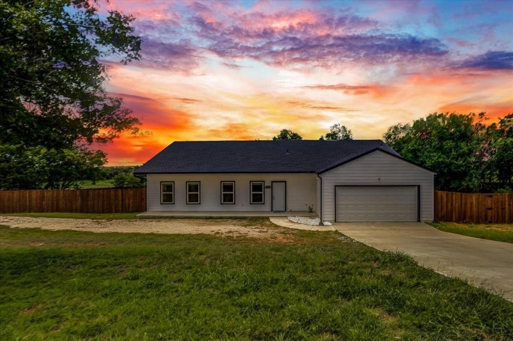 1409 County Road 913, Burleson, TX 76028