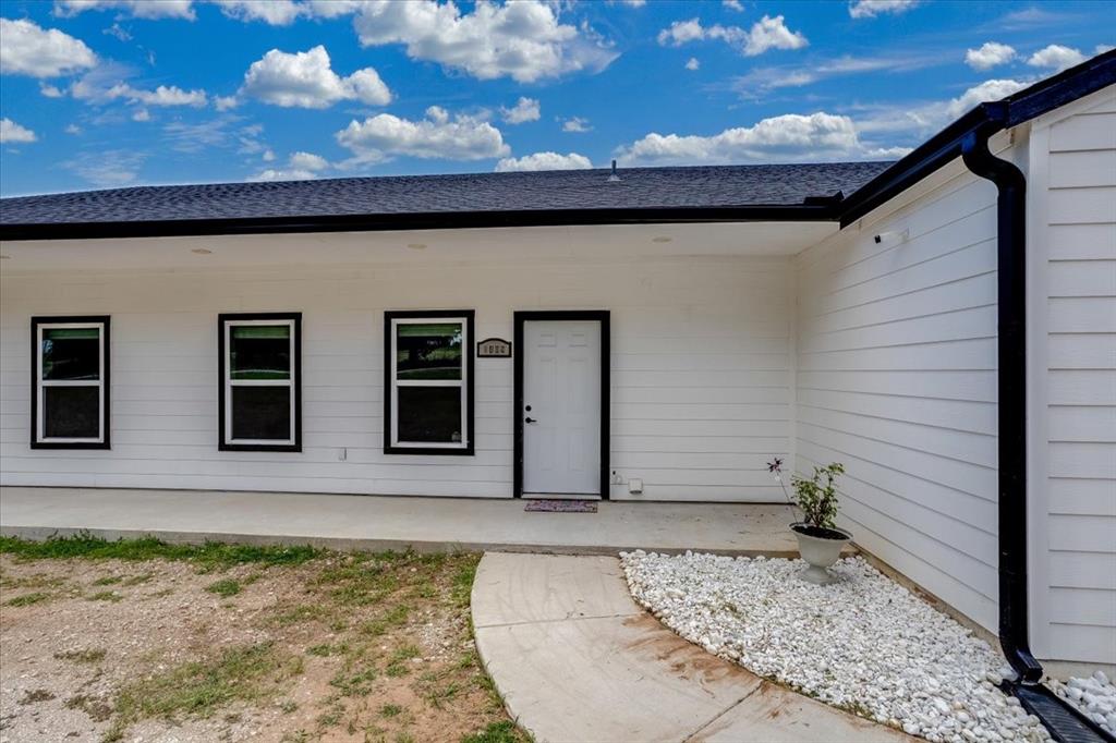 1409 County Road 913, Burleson, TX 76028 photo