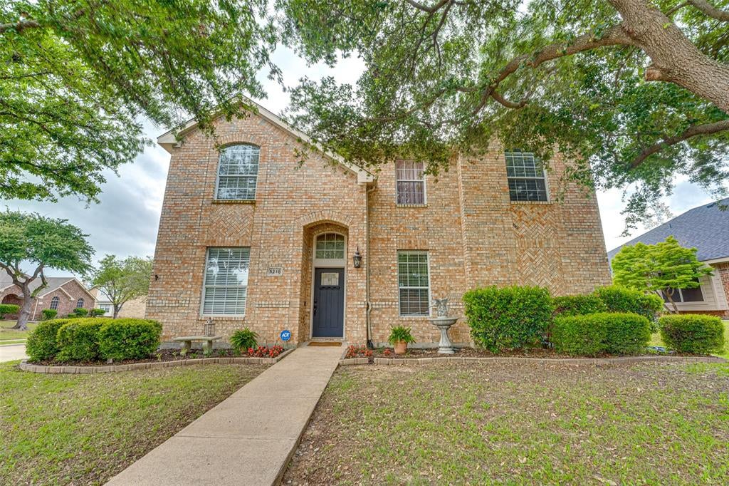 5218 Griffins Pointe Dr, Rowlett, TX 75089