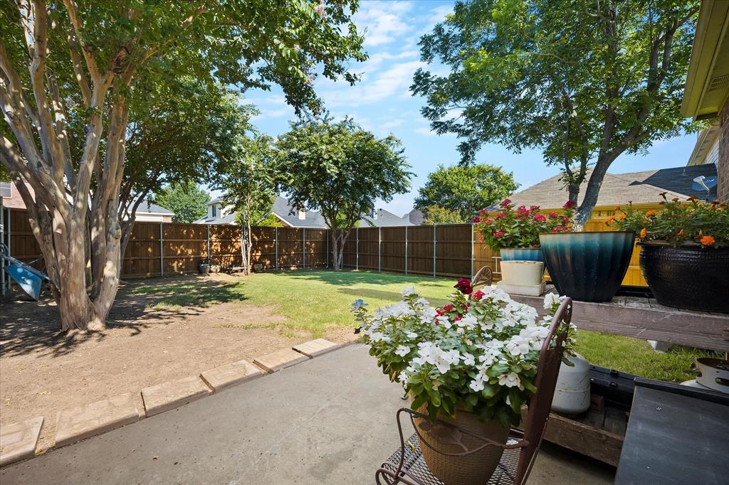 6409 Hawthorne Cv, Rowlett, TX 75089