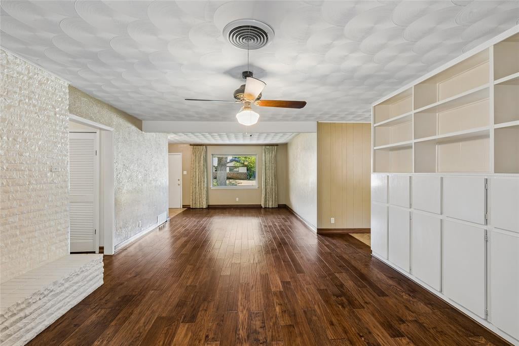 505 Caduceus Ln, Hurst, TX 76053 photo