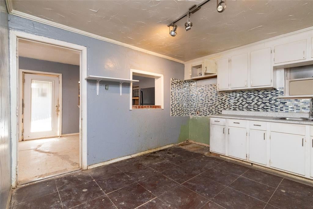 2232 S Belt Line Rd, Dallas, TX 75253 photo