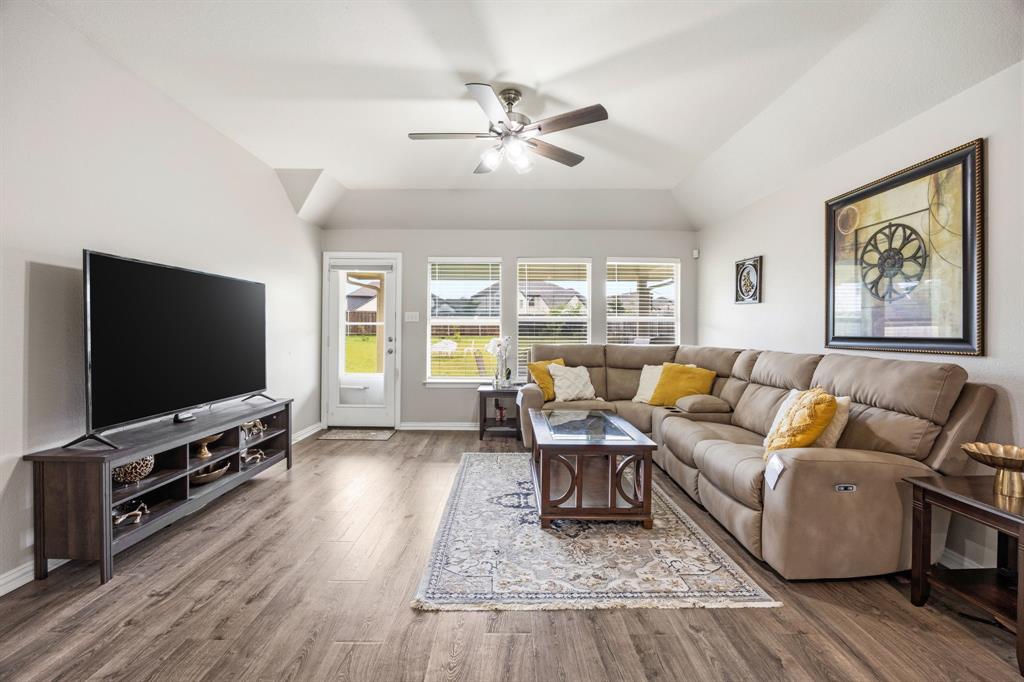 906 Horizon Ridge Cir, Little Elm, TX 75068 photo
