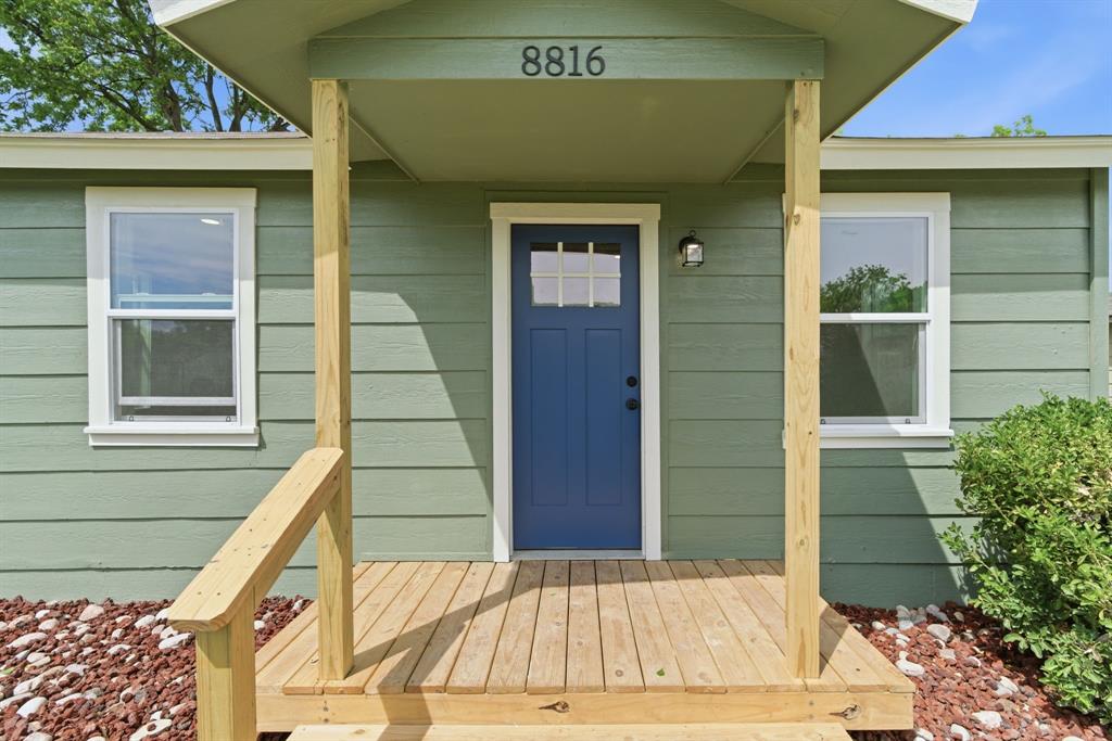 8816 Spaugh Ct, White Settlement, TX 76108