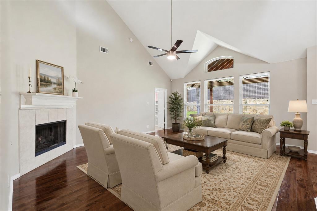 1709 Sunflower Dr, Corinth, TX 76210