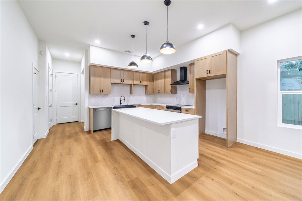 814 Lambert St, Dallas, TX 75203 photo