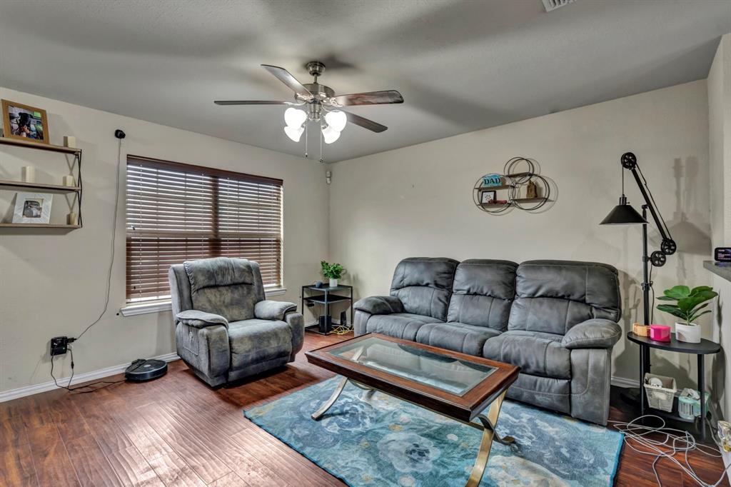 1501 Sierra Estates Trl, Fort Worth, TX 76119 photo