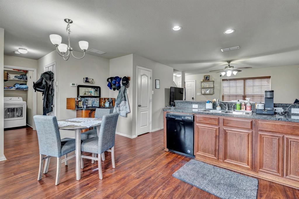 1501 Sierra Estates Trl, Fort Worth, TX 76119 photo