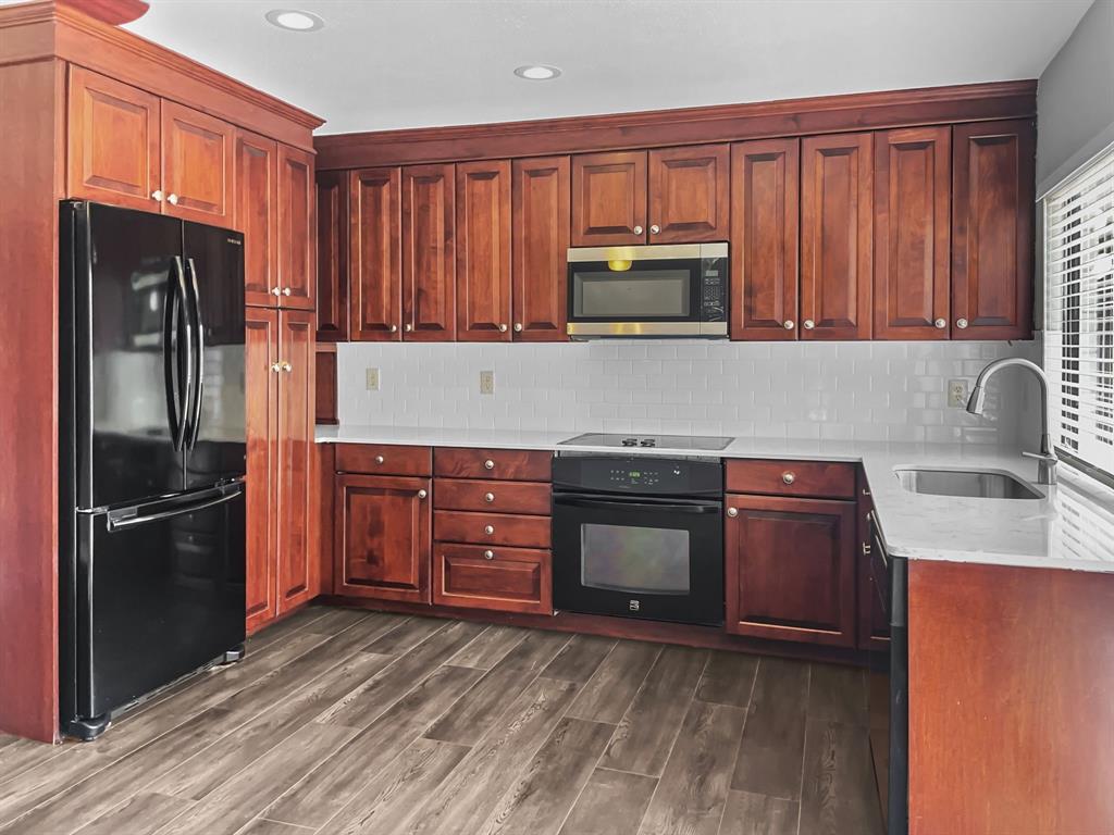 6210 Glenmoor Dr, Garland, TX 75043 photo