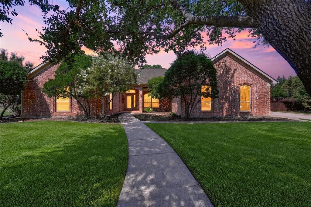 4901 Forest Hill Dr, Flower Mound, TX 75028 photo