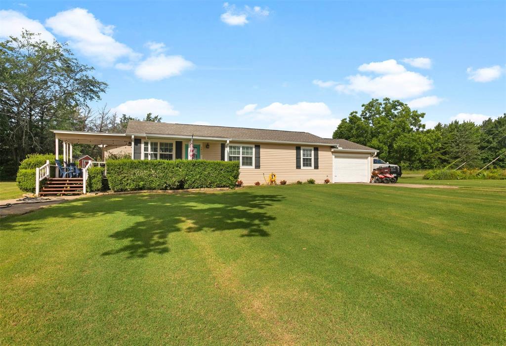 1400 Nunn Cir, Bonham, TX 75418