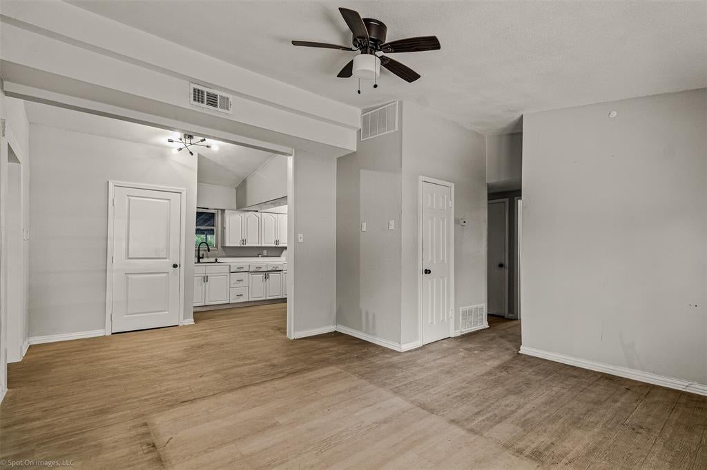 1814 Cumberland Dr, Garland, TX 75040 photo