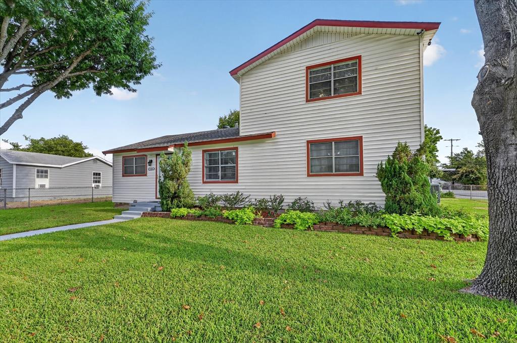 5800 Isbell St, Sansom Park, TX 76114 photo