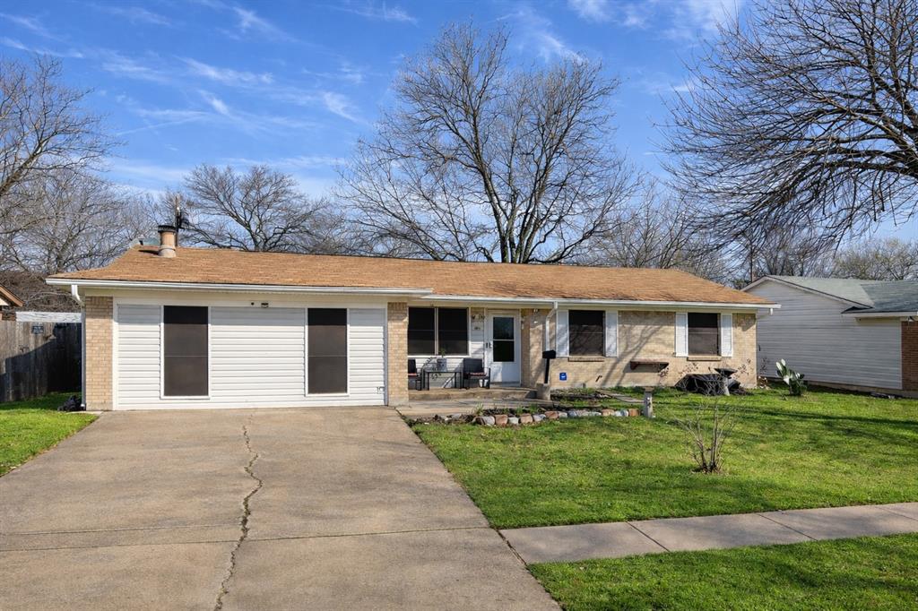 639 Yale Dr, Lancaster, TX 75134 photo