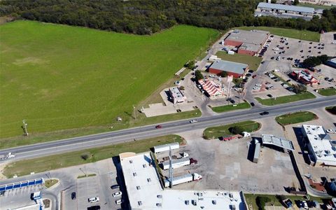 Unimproved Land in Alvarado TX 5611 S Interstate 35.jpg