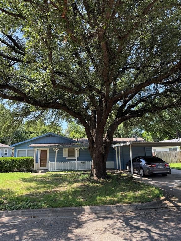 5128 Ira St, Haltom City, TX 76117