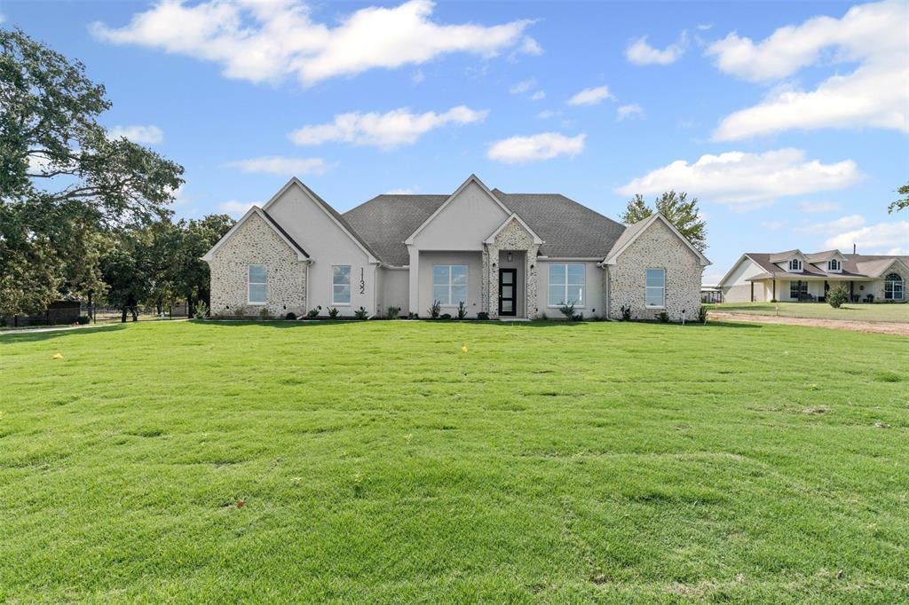 1132 Dobbs Trl, Springtown, TX 76082