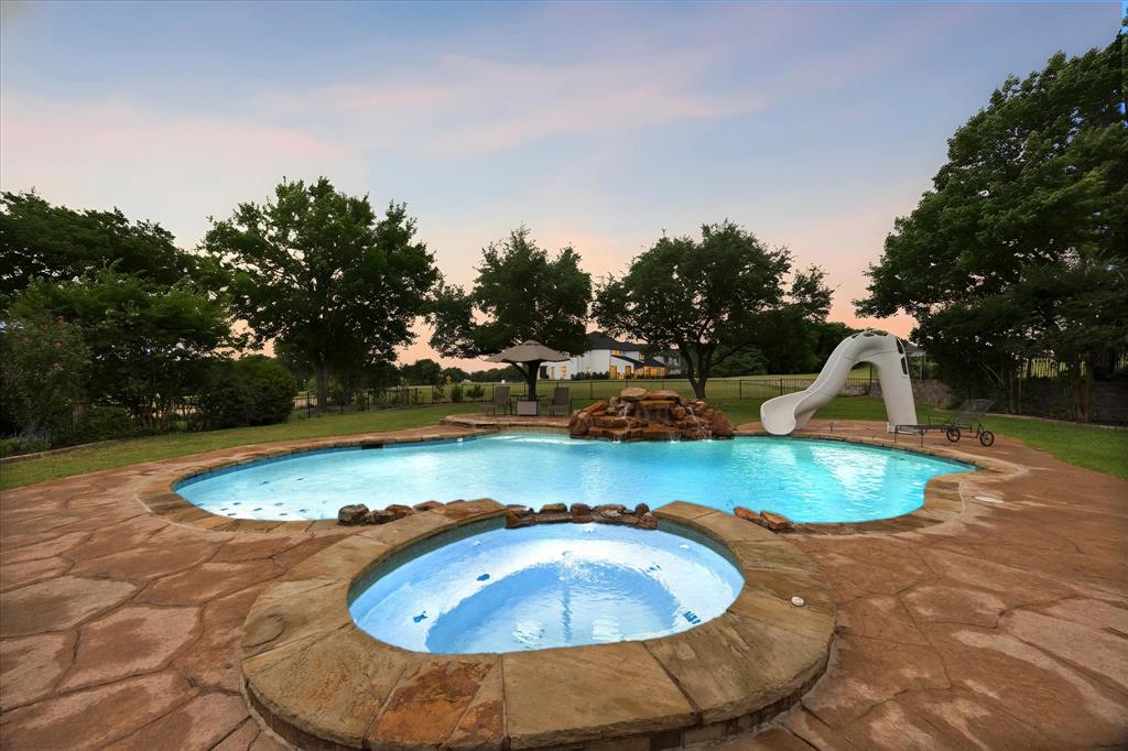 621 Liechty Ct, Heath, TX 75032 photo