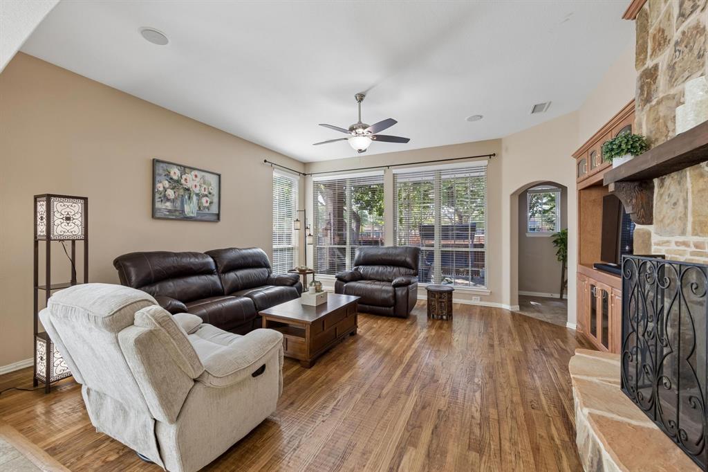 915 Wyndham Way, Allen, TX 75013 photo