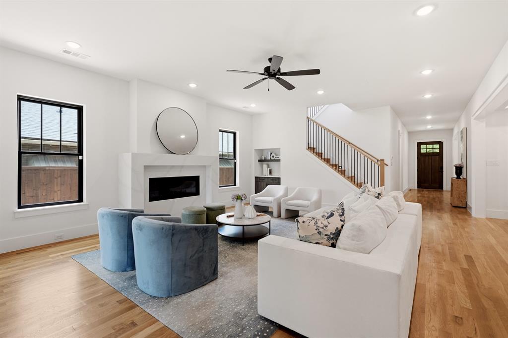 5449 Goodwin Ave, Dallas, TX 75206 photo
