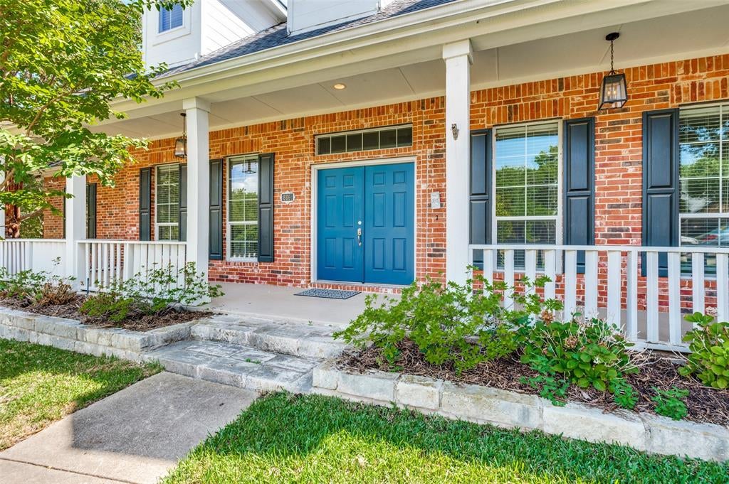 806 Cobblestone Ct, Cedar Hill, TX 75104 photo