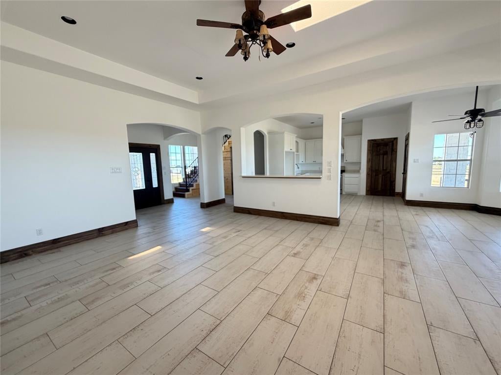 1015 Curry Road, Waxahachie, TX 75167 photo