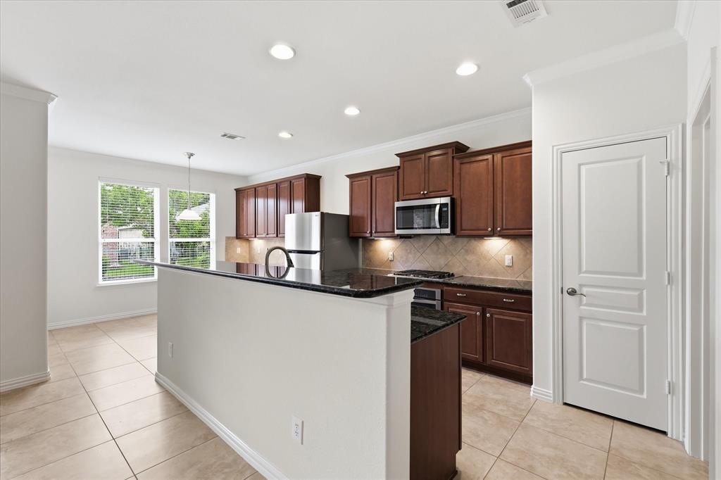 7358 Trull Brook Ln, Frisco, TX 75036 photo