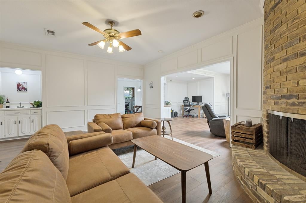 705 S Grove Rd, Richardson, TX 75081 photo