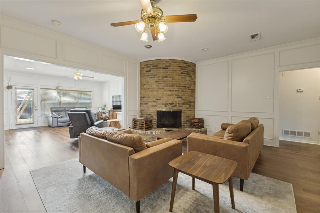 705 S Grove Rd, Richardson, TX 75081 photo