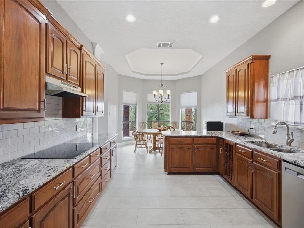 10106 Ravenswood Rd, Granbury, TX 76049 photo